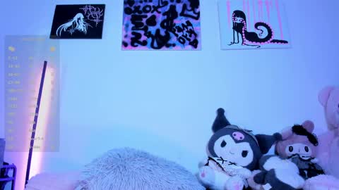    im expecting 300 thumbs up on my altar online show from 05/15/26, 11:45