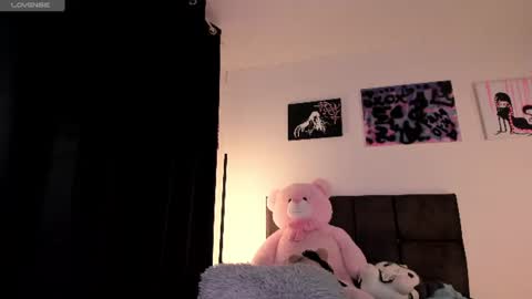    im expecting 300 thumbs up on my altar online show from 07/16/26, 01:00