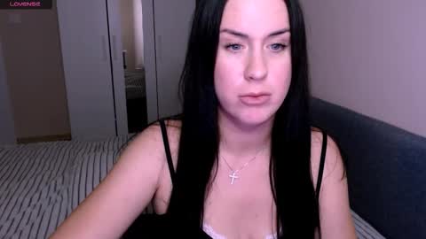 satisfaction__ online show from 12/04/25, 03:43