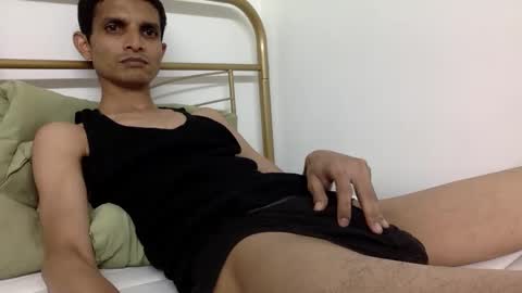 Snapshot of satrcam chatting on 10/22/25, 09:47 dnik online show from 10/22/25, 09:47