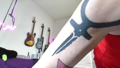 Saturn Girl online show from 01/12/26, 07:08