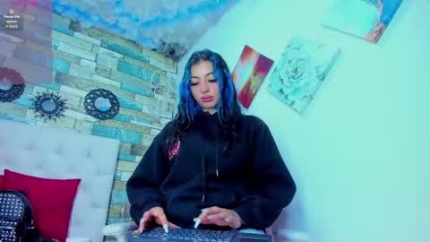 Saturnooo online show from 10/07/25, 05:59