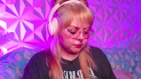 Gina George online show from 09/27/25, 12:26