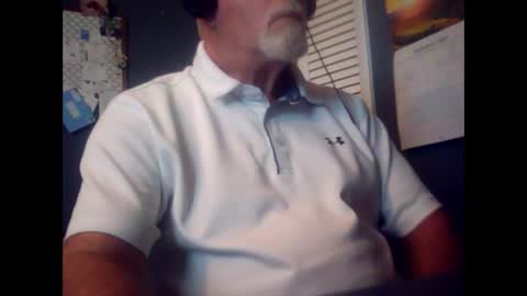 satyr64 online show from 09/25/25, 05:27