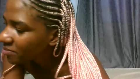 Snapshot of sauce_pety chatting on 04/10/26, 09:03 pety online show from 04/10/26, 09:03