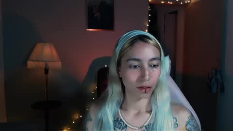 Snapshot of saucy_jenn1 chatting on 01/31/25, 03:52 I AM JENN online show from 01/31/25, 03:52