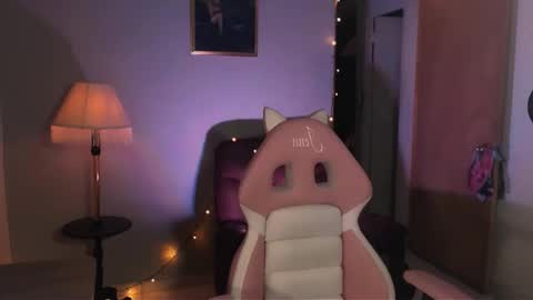 Snapshot of saucy_jenn1 chatting on 02/02/25, 11:00 I AM JENN online show from 02/02/25, 11:00