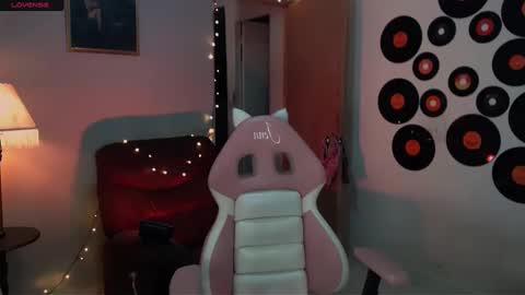 I AM JENN  online show from 02/22/25, 03:01