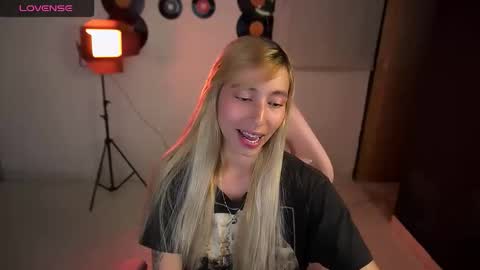 I AM JENN  online show from 03/29/26, 02:55