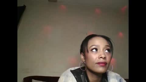 Shaniiice online show from 11/07/25, 07:36