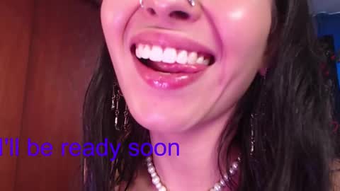 Zaren online show from 03/09/25, 09:03