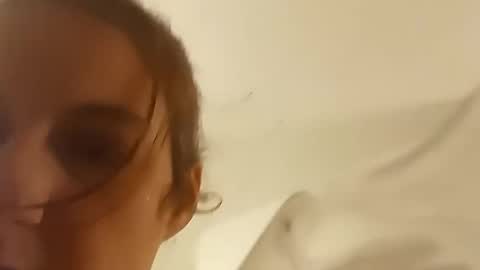 Snapshot of saucybear666 chatting on 01/02/25, 07:33 SnowBunny online show from 01/02/25, 07:33