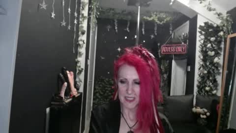 Snapshot of saucysky chatting on 02/14/26, 11:56 SaucySky online show from 02/14/26, 11:56