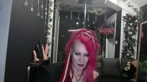 Snapshot of saucysky chatting on 03/03/26, 08:59 SaucySky online show from 03/03/26, 08:59