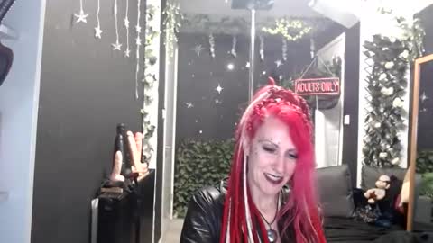 SaucySky online show from 03/27/26, 08:19