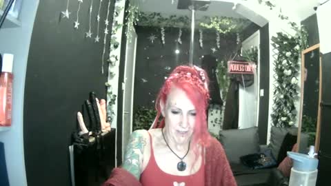 Snapshot of saucysky chatting on 06/21/26, 07:11 SaucySky online show from 06/21/26, 07:11