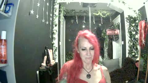 Snapshot of saucysky chatting on 07/16/26, 10:49 SaucySky online show from 07/16/26, 10:49