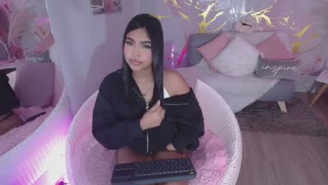 sauvage lia  online show from 08/07/26, 04:47