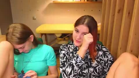 LUNA and ANNA    online show from 12/14/24, 01:59