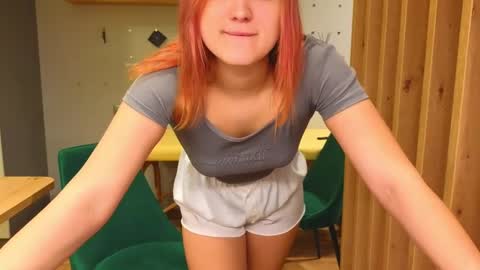 LUNA and ANNA    online show from 12/15/24, 05:53