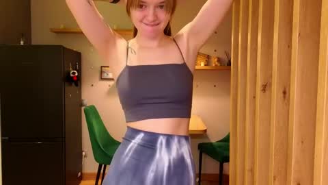 LUNA and ANNA    online show from 02/09/25, 05:54