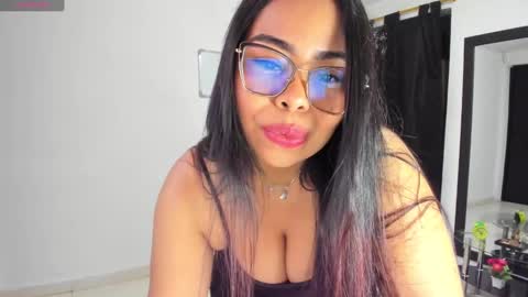 Snapshot of sava_lee chatting on 02/07/25, 02:19 Sava lee online show from 02/07/25, 02:19