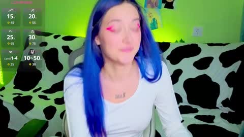 Ariel online show from 09/19/25, 04:25