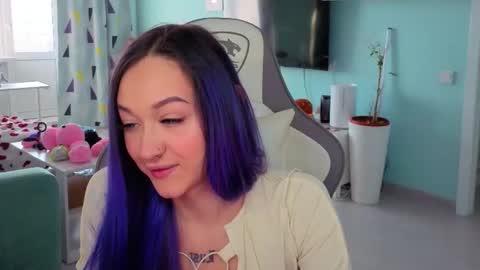 Ariel online show from 02/27/26, 03:50