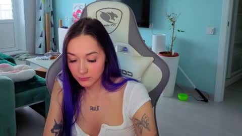 Ariel online show from 03/14/26, 03:45