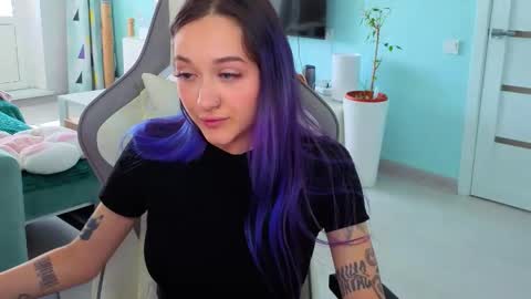 Ariel online show from 04/09/26, 06:19