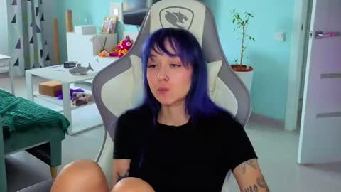 Ariel online show from 07/07/26, 07:23
