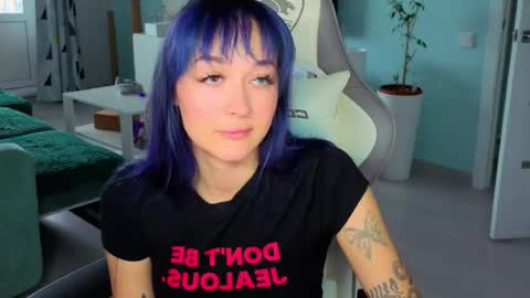 Ariel online show from 07/26/26, 03:58
