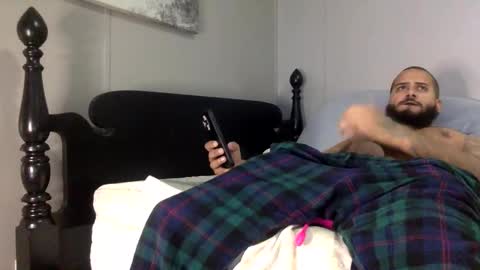 savagebullxxx online show from 01/03/25, 12:22