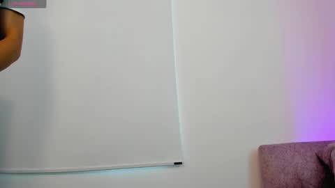 Snapshot of savagesweethearts chatting on 12/30/24, 08:25 savagesweethearts online show from 12/30/24, 08:25