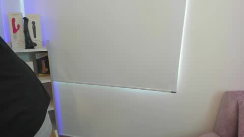 Snapshot of savagesweethearts chatting on 01/13/25, 08:15 savagesweethearts online show from 01/13/25, 08:15