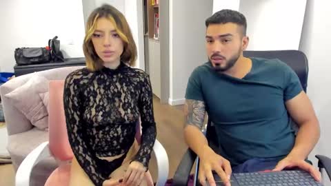 Snapshot of savagesweethearts chatting on 03/02/25, 05:44 savagesweethearts online show from 03/02/25, 05:44