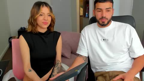 Snapshot of savagesweethearts chatting on 03/08/25, 07:09 savagesweethearts online show from 03/08/25, 07:09