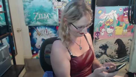 Savanah online show from 10/05/25, 02:21