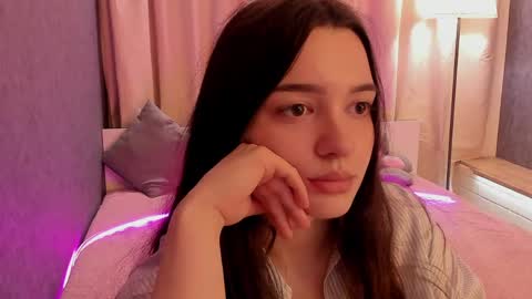 savannah_h online show from 04/10/26, 10:31