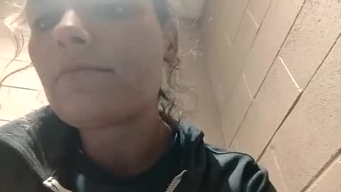 Snapshot of savannahjays chatting on 09/27/25, 03:17 savannahjays online show from 09/27/25, 03:17