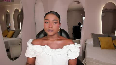 S a v a n n a h  online show from 04/09/26, 01:16