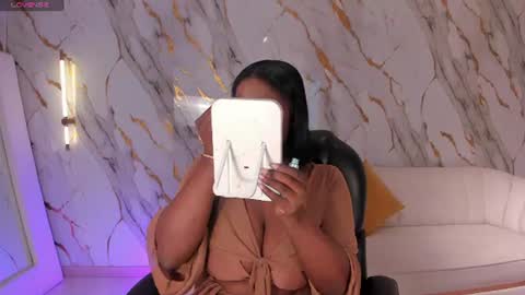 Snapshot of savannahstorm_ chatting on 07/03/26, 11:49 S a v a n n a h online show from 07/03/26, 11:49