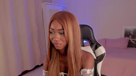 Savannahwildee online show from 12/03/24, 08:39