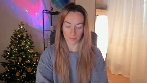 save the qween online show from 12/21/25, 06:31