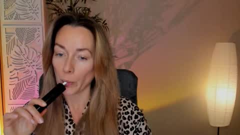 save the qween online show from 02/07/26, 07:01