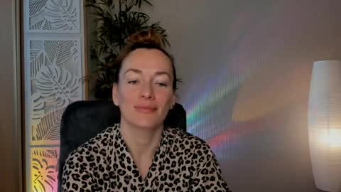 save the qween online show from 04/28/26, 05:01