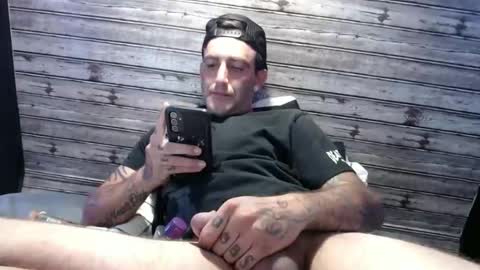 savedbythebell6996 online show from 10/25/25, 05:19