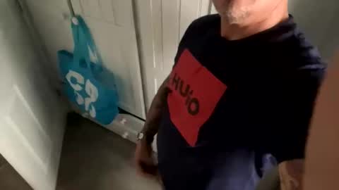 saveme5169 online show from 04/19/26, 05:23