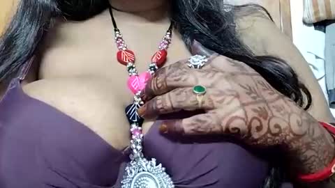 Anjali online show from 10/11/25, 11:14