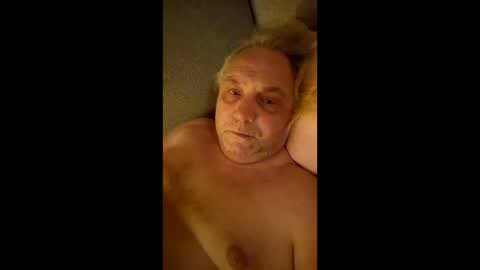 Snapshot of savlan chatting on 01/13/26, 12:49 savlan online show from 01/13/26, 12:49